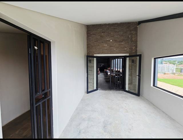 700M² SHOWROOM FOR SALE IN RUIMSIG NOORD